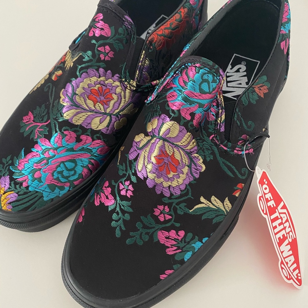 Classic Slip-On (Festival Satin) Black Vans